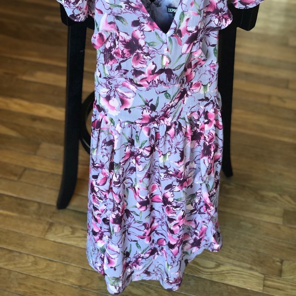 Dress - Picture 2 of 2